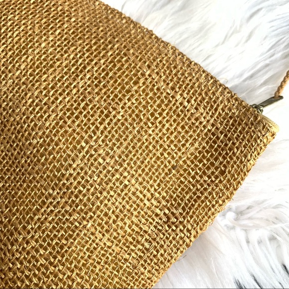 n a t u r a l :: Vintage Organic Large Boho Floral Burlap Straw Clutch - Picture 5 of 9